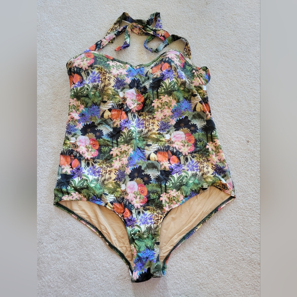 Liberty Arts Fabric 1p Floral Swimsuit Size 3X 2X Strap - Read Modcloth